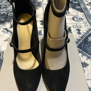 Mark Fisher women’s black faux suede pumps with straps new 7.5.